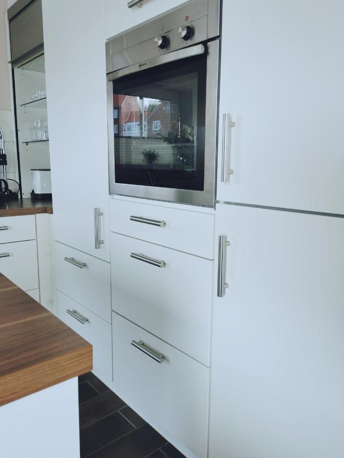 Hausboot Die Leseinsel Emden Luaran gambar